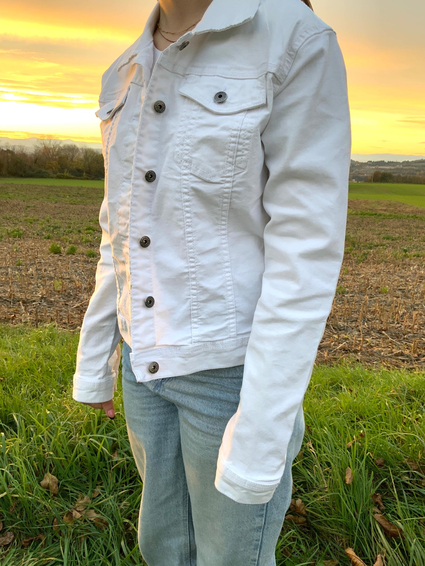 Veste en Jean blanc brodée Maomao M/L Tinyneko.fr