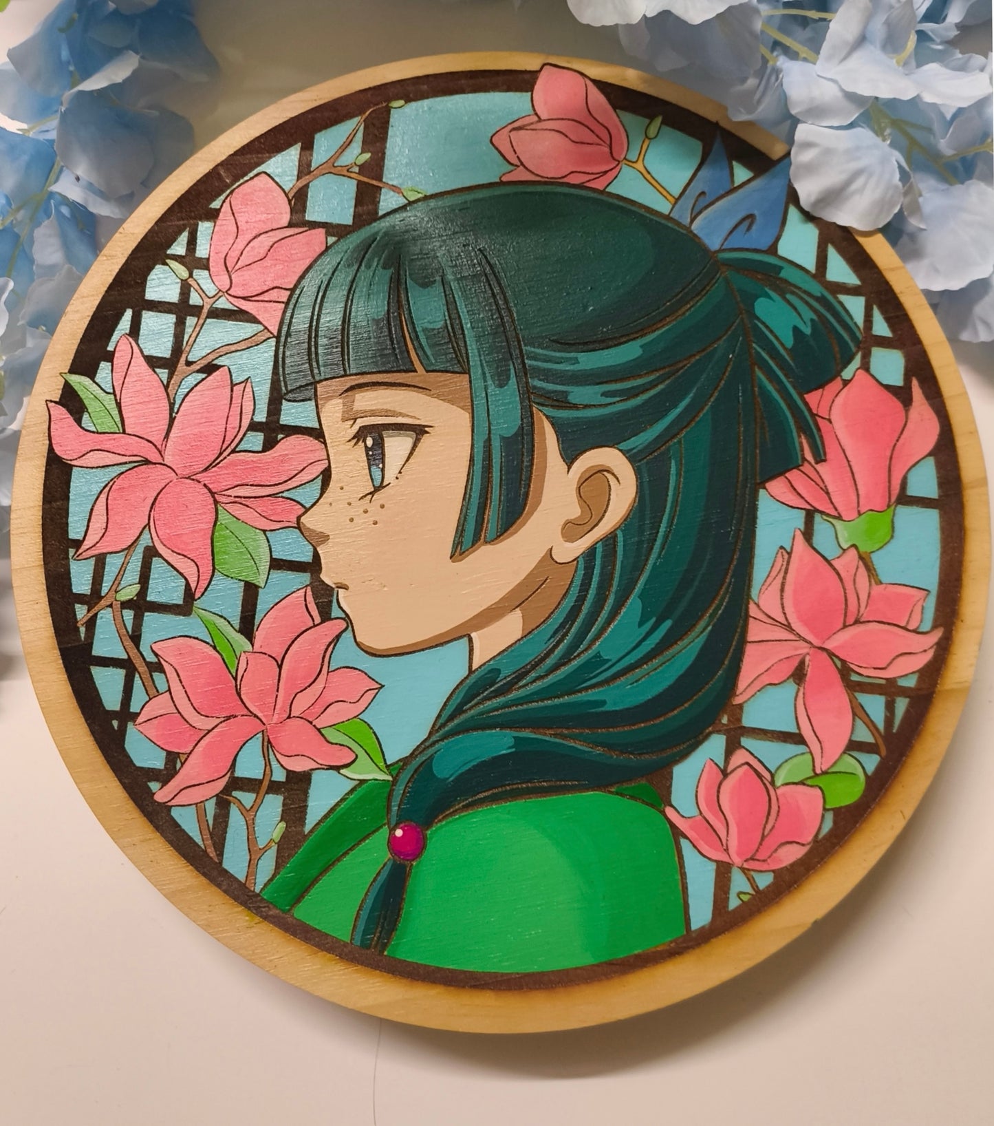 Plateau gravé et peint à la main