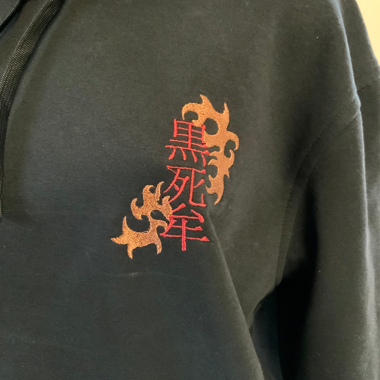 Sweatshirt à capuche brodé noir « Kokushibo »Demon Slayer