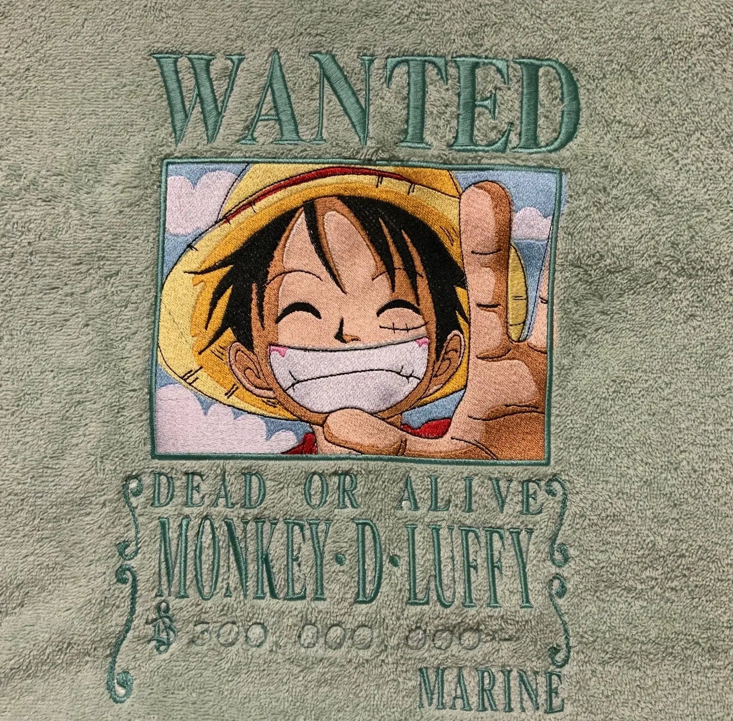 Drap de bain 140 x 70 cm coton brodé Luffy Tinyneko.fr