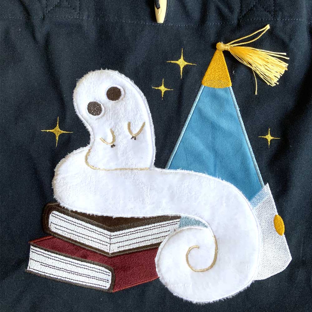 Sac brodé fanart "l'atelier des sorciers "