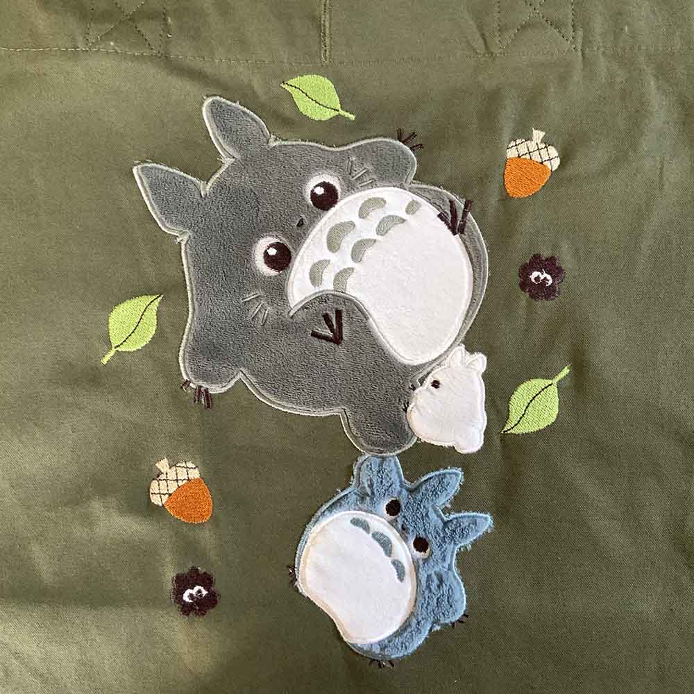 Sac fourre-tout brodé Totoro appliqué