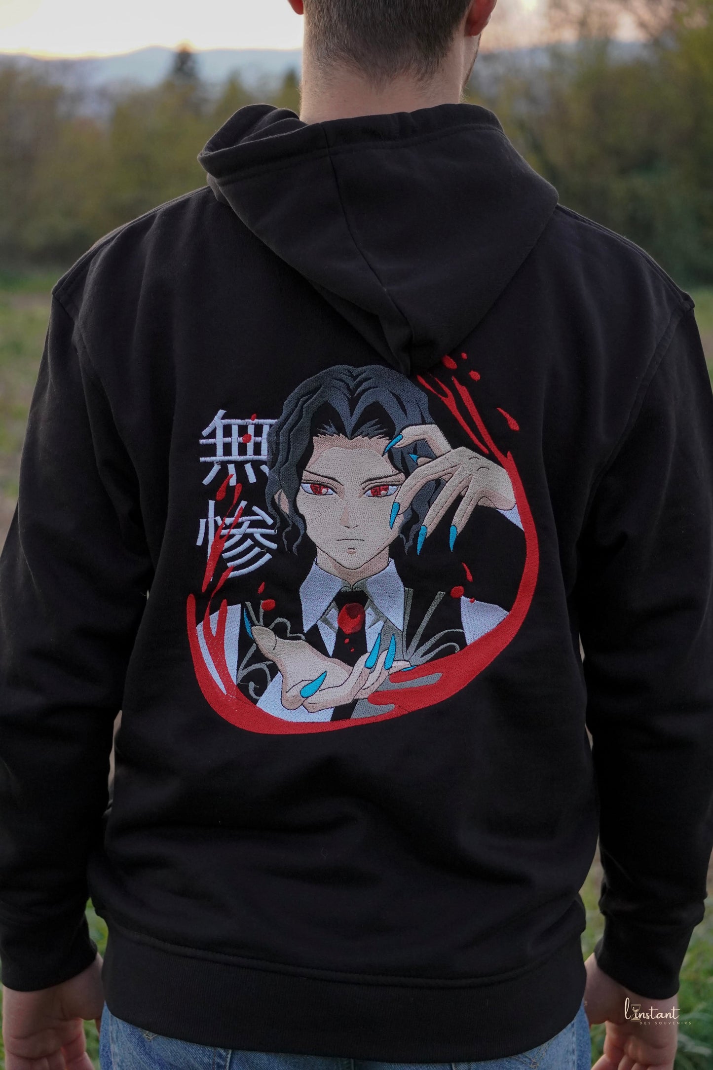 Sweat à capuche brodé « Muzan « Demon slayer