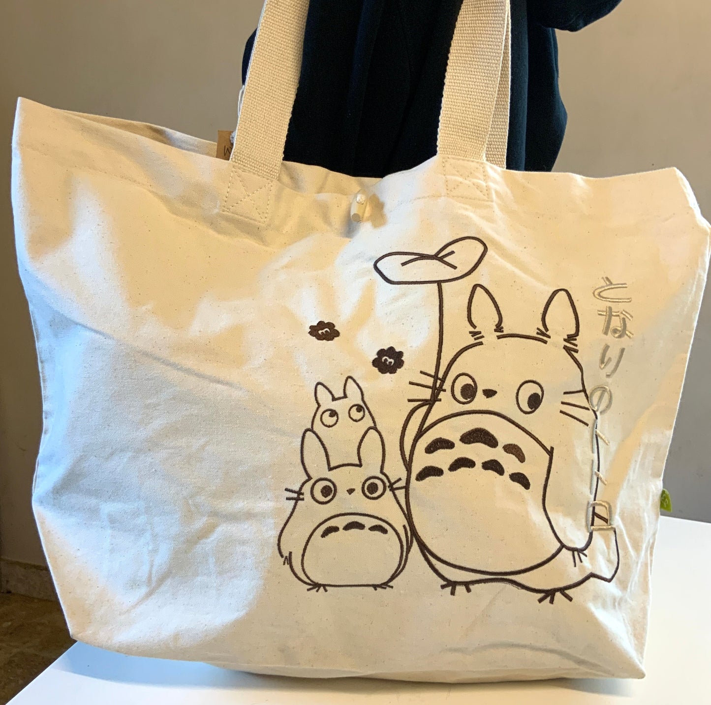 Sac brodé 30 litres Totoro Tinyneko.fr