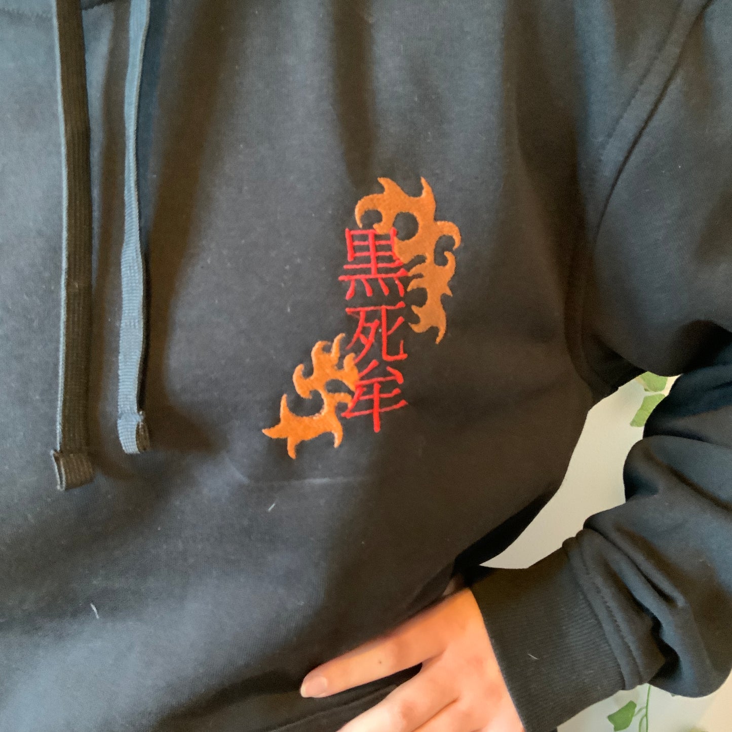 Sweatshirt à capuche brodé noir « Kokushibo »Demon Slayer