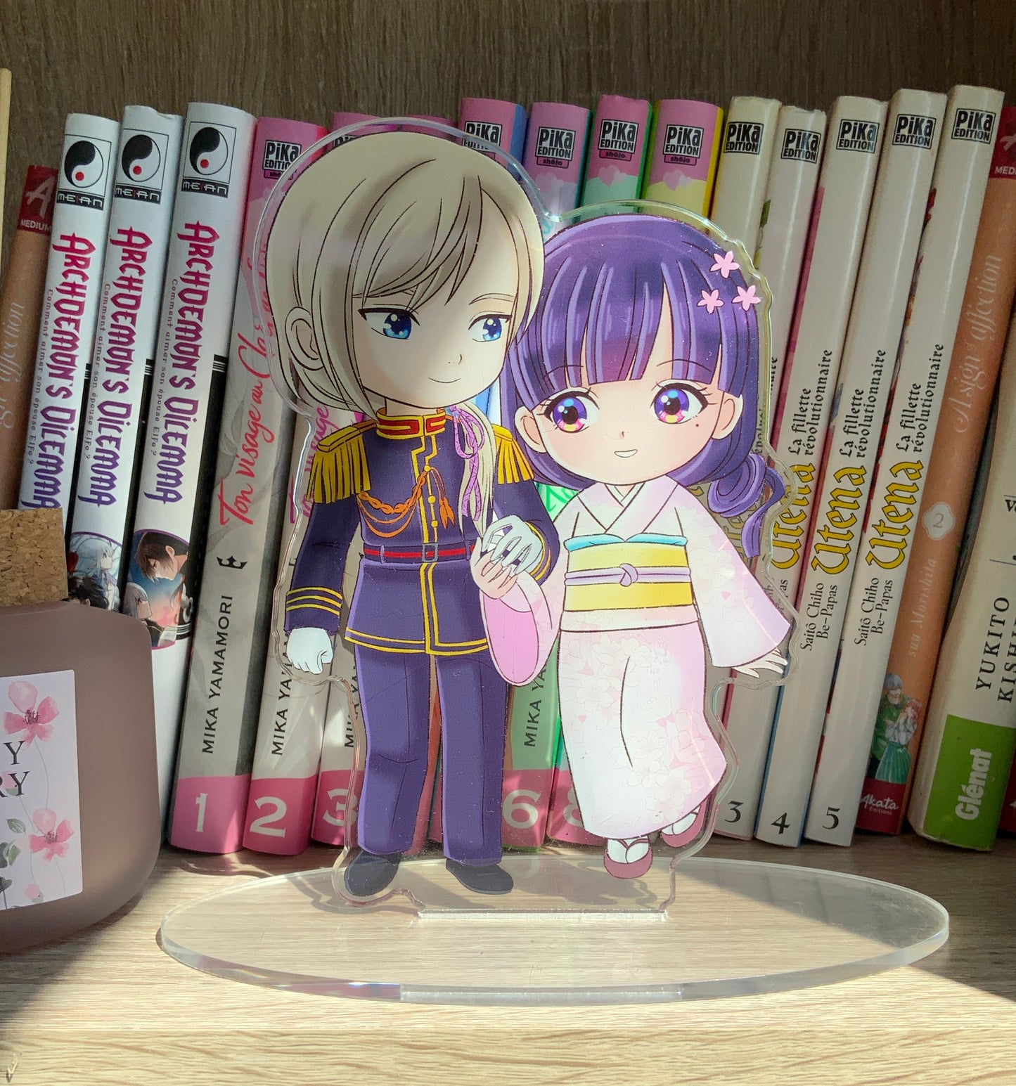 Stand acrylique « My happy  Marriage «  Tinyneko.fr