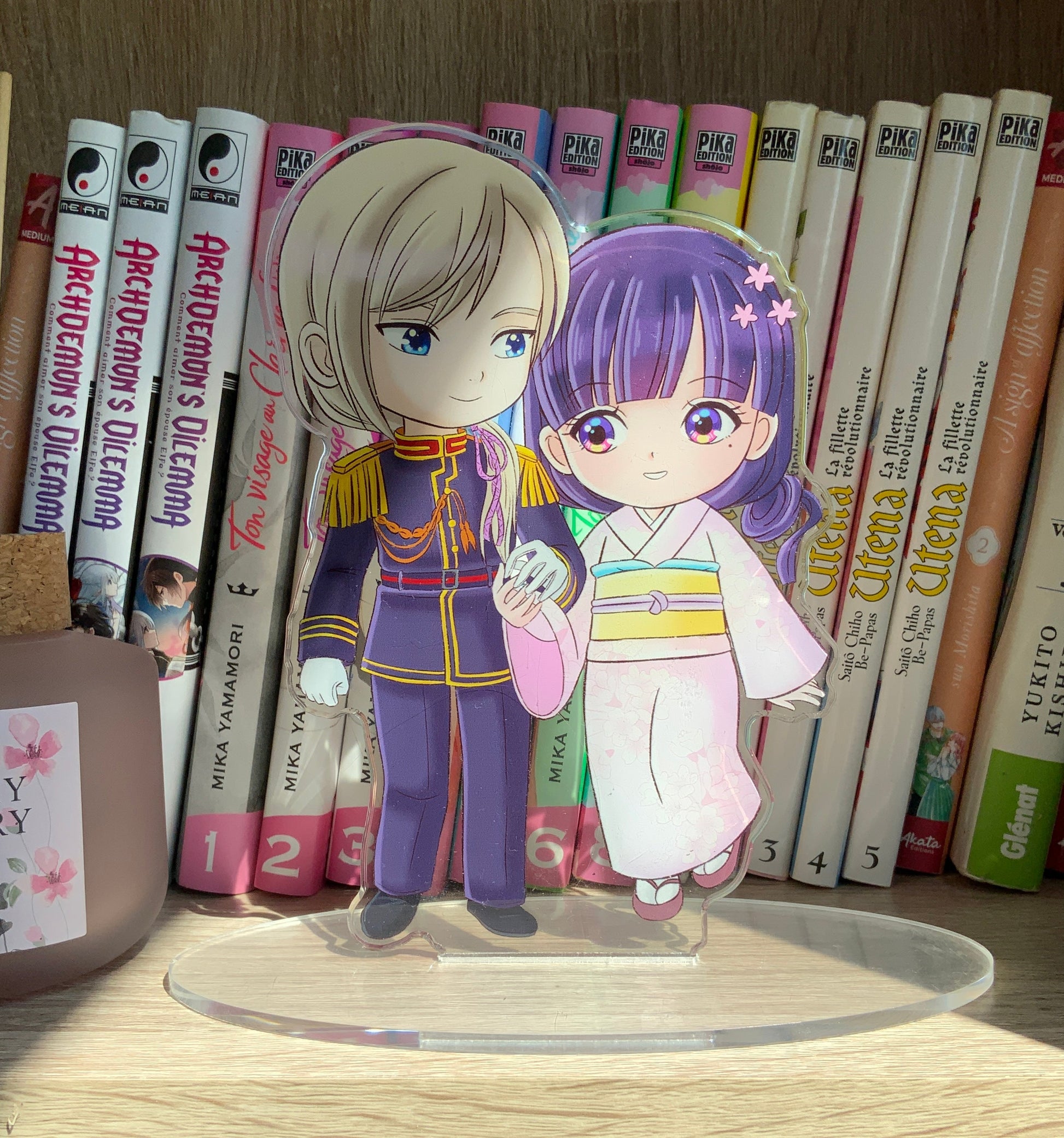 Stand acrylique « My happy  Marriage «  Tinyneko.fr