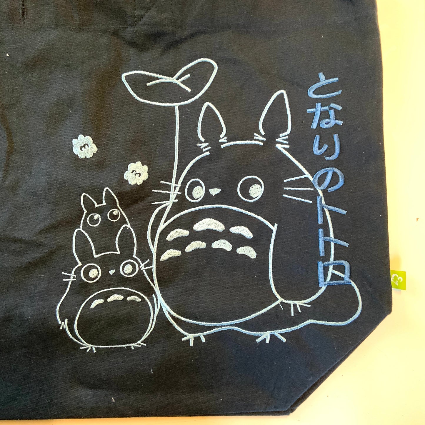 Sac brodé 30 litres Totoro Tinyneko.fr