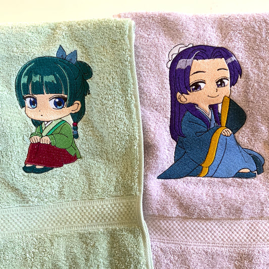 Serviette de bain 90x50 cm coton brodé Maomao ou Jinshi