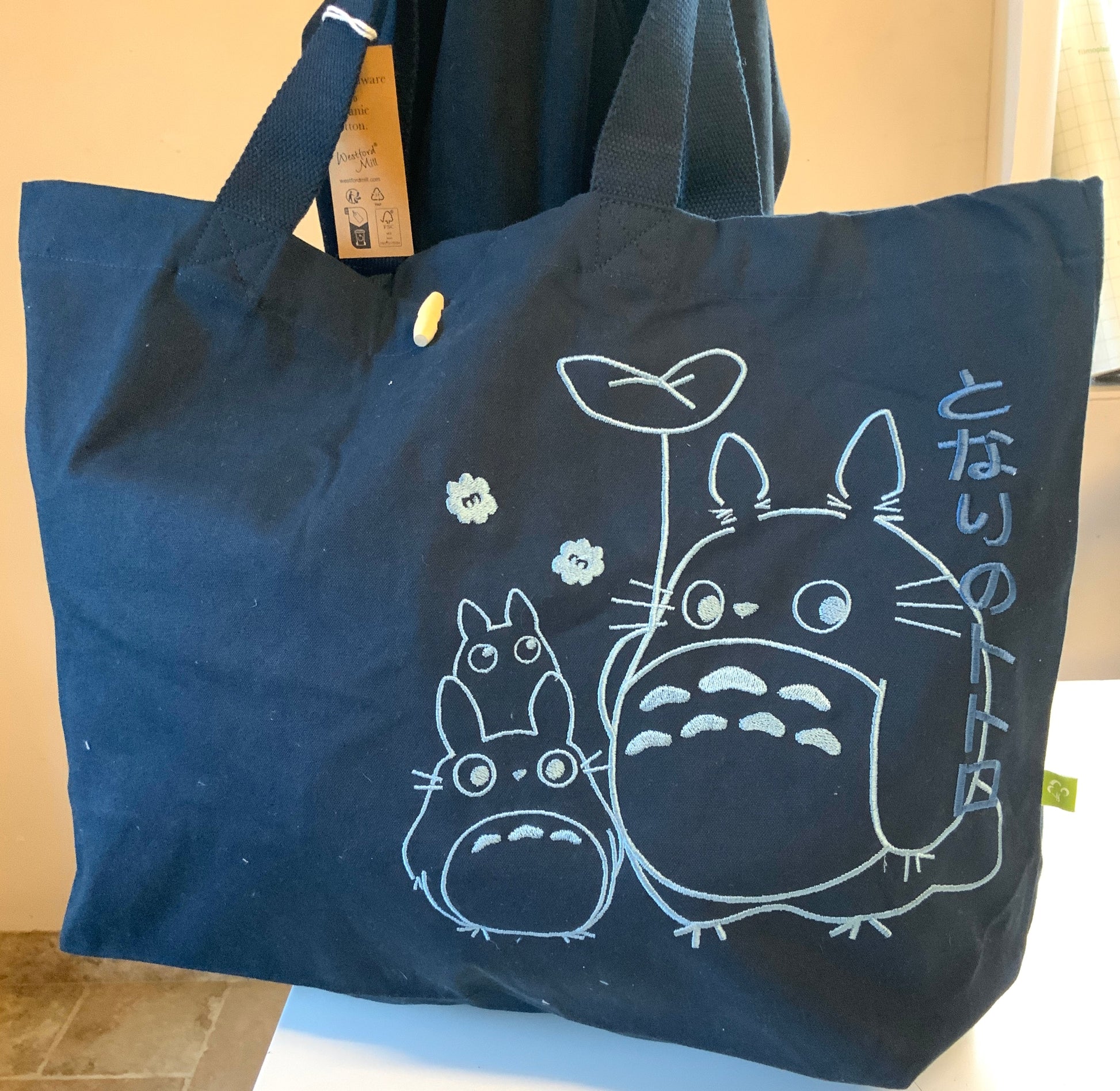 Sac brodé 30 litres Totoro Tinyneko.fr