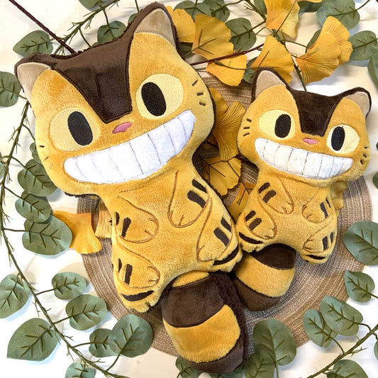 Coussin brodé Chatbus kawaii Fanart