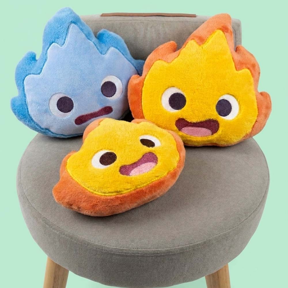 Coussin kawaii brodé Calcifer "le château ambulant"