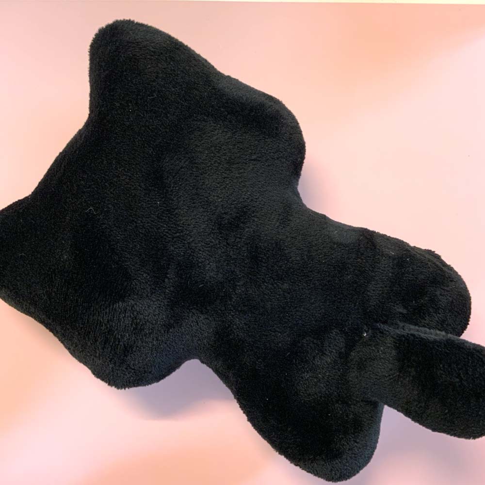 Coussin kawaii brodé "Nana et Hachi"