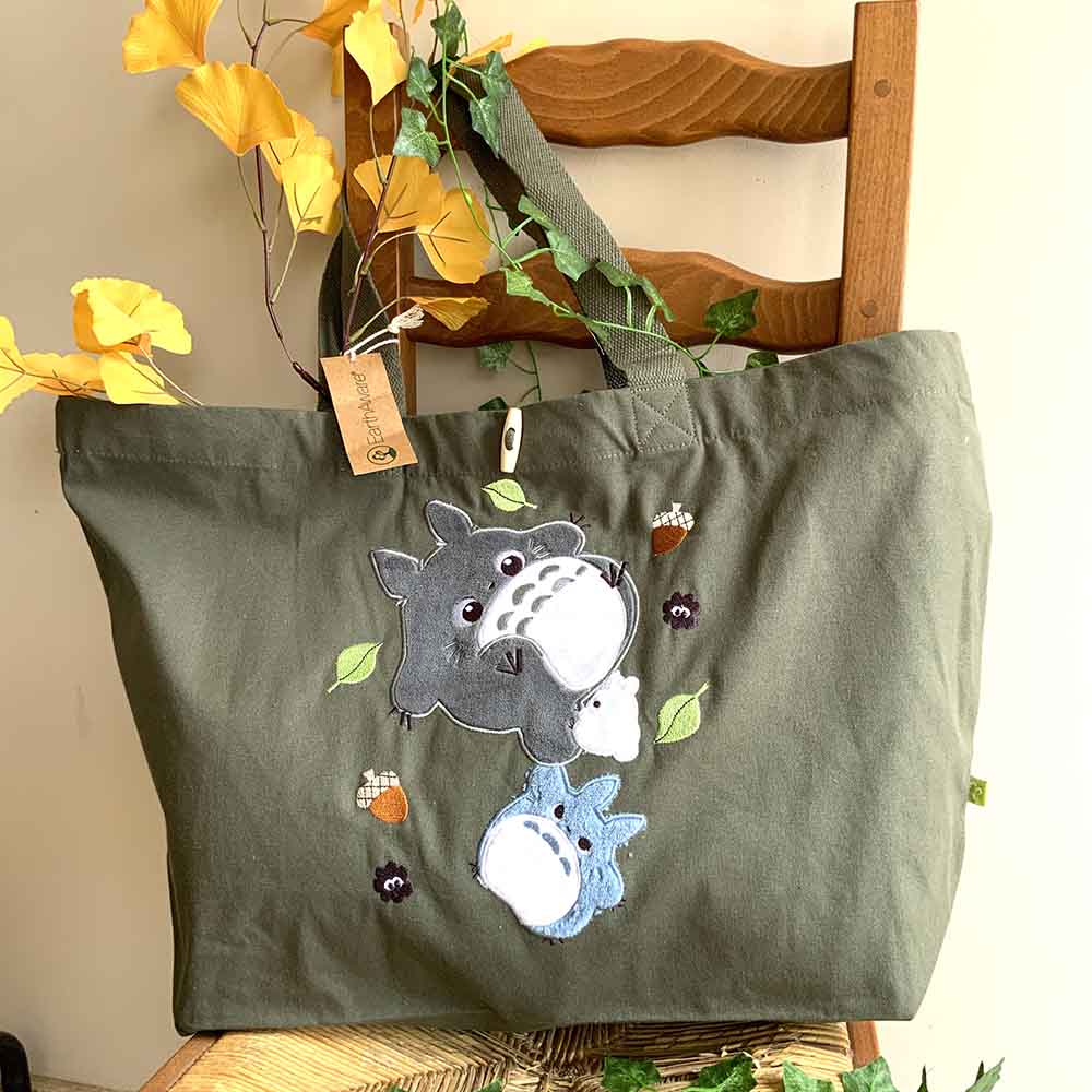 Sac fourre-tout brodé Totoro appliqué