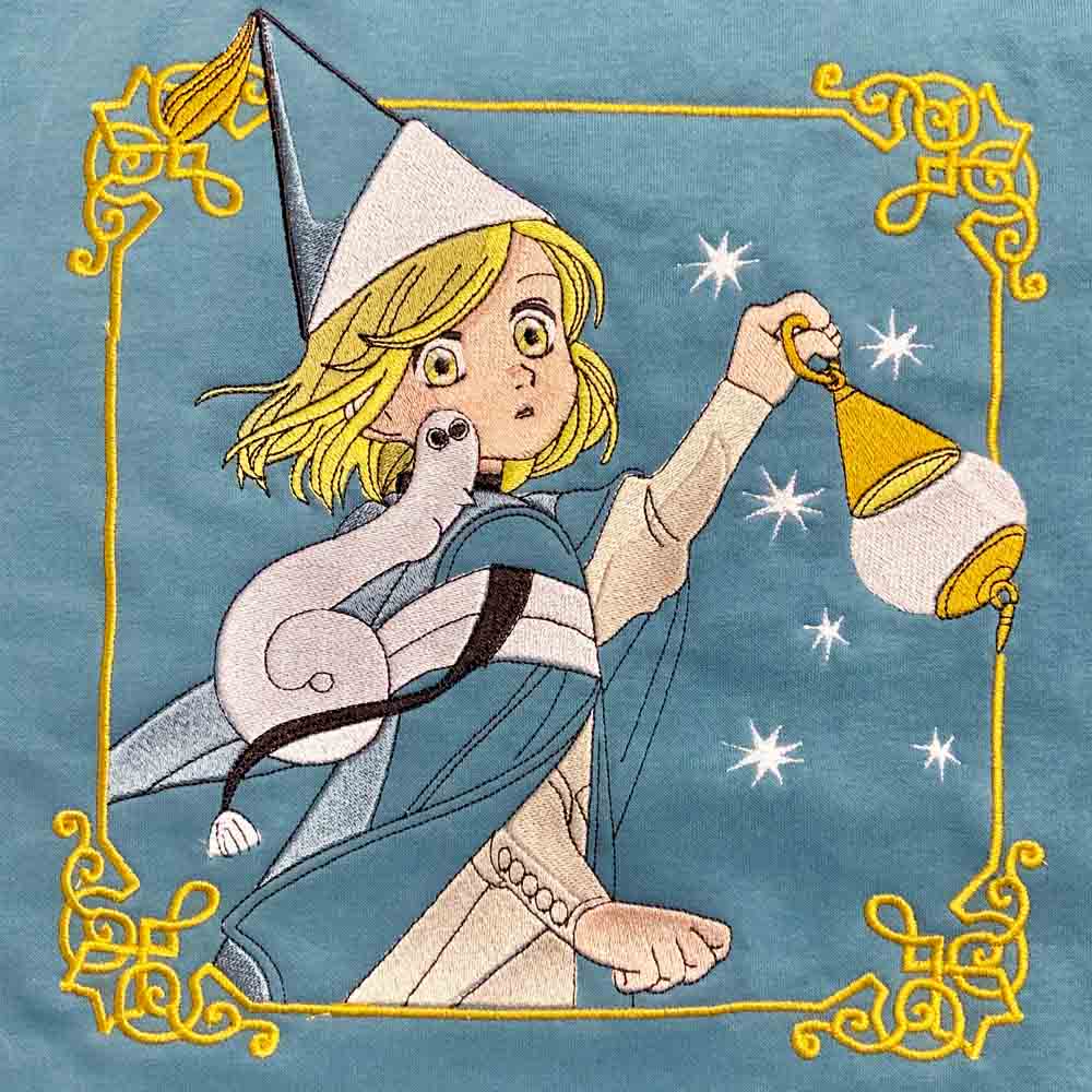 Sweat à capuche brodé « Coco « L'atelier des sorciers "