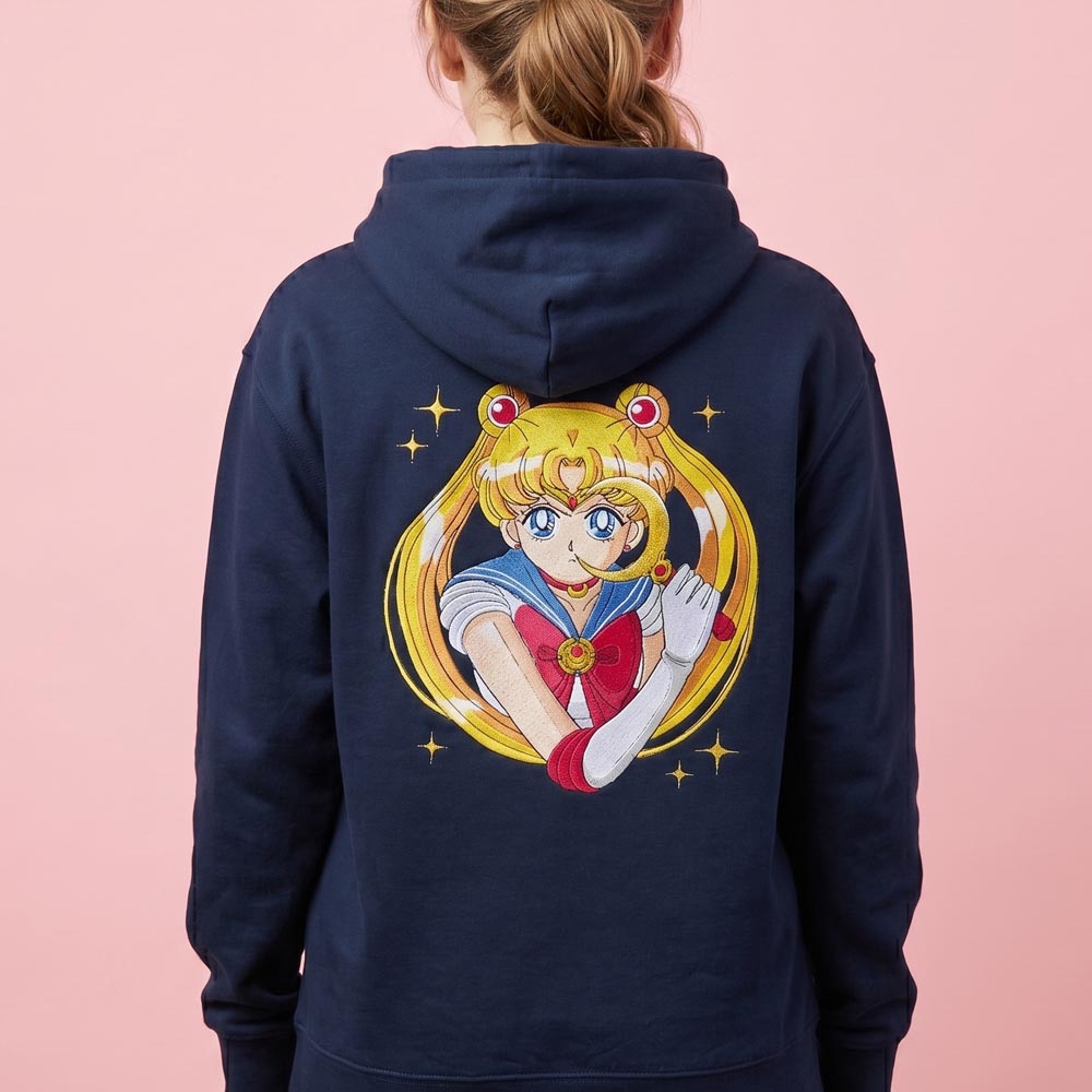 Sweatshirt à capuche brodé « Sailormoon«